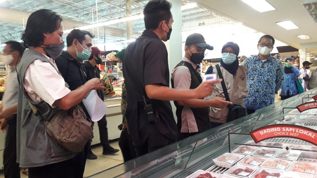 Produk Makanan di Pusat Perbelanjaan Ini Sertifikat  