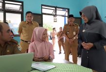 Bupati Raden Dewi Tinjau Pelaksanaan SPMB 2025 di SMPN 3 Pandeglang