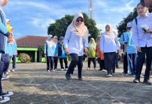 Peringatan HAN 2025, Bupati Pandeglang Main Engklek dan Kelereng