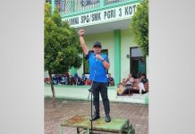 Meski Hujan, Kadindikbud Kota Serang Tetap Pimpin Apel HUT PGRI, Sampaikan Pesan Ini