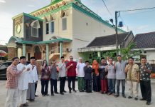 Terharu! Walikota Serang, BWA dan Warga Komplek Mandala Citra Bangunkan Rumah untuk Marbot Masjid