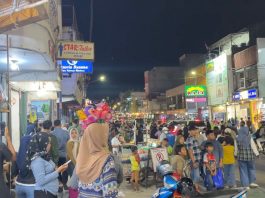 Selain PKL, Parkir Liar dan Pelanggaran Lalu Lintas Marak di Royal Baroe Jelang Lebaran