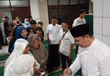 Kunjungan Mendadak Walikota Serang Bikin Takbiran di Masjid Kebon Jahe Kian Meriah, Warga Senang dan Bangga