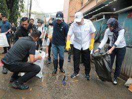 Implementasikan Gerakan Indonesia Asri Presiden Prabowo, Menteri LH dan Walikota Serang Bersih-bersih Pasar Rau