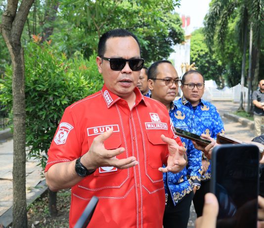 Hindari Dobel Anggaran, Walikota Serang Tegaskan Perbaikan Jalan Alun-alun Dilakukan Bersamaan Revitalisasi