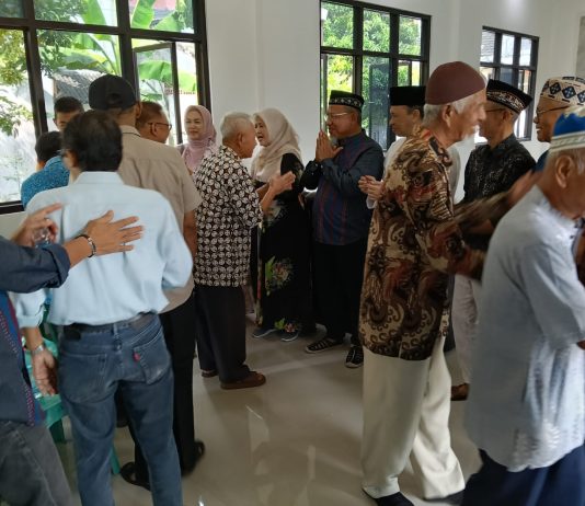 Halal Bihalal Warga Taman Lopang Indah Perkuat Kebersamaan di Tengah Keberagaman