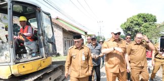 Walikota Serang Turun Langsung Awasi Proyek Betonisasi, Kontraktor Asal-asalan Terancam Tak Dibayar