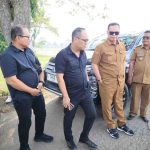 Tinjau Jalan Rusak di Perbatasan Walantaka-Ciruas, Walikota Serang Dorong Peningkatan PAD untuk Pemerataan Pembangunan