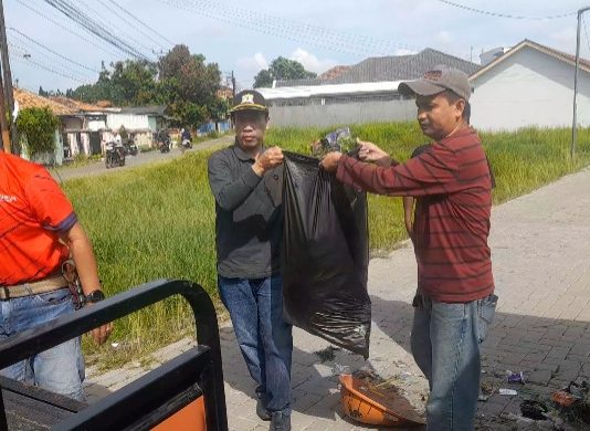 All Out! Camat Serang Kerahkan Semua Kelurahan Demi Kemenangan Unyur di Lomba Kota