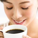 Minum Kopi Sebabkan Gigi Kuning? Yuk Putihkan Lagi, Ini Solusinya